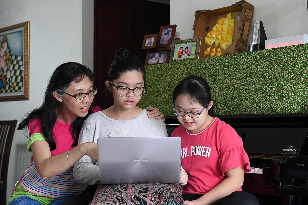 Mr Murugesh Nagaraju ensures his children, Tanisha Mei (left) and Trishen Kai, are okay with what he posts online. With the support of her children, stay-at-home mother Apple Teoh (left, with daughters Rebecca, centre, and Li-Ann) blogs and posts on 