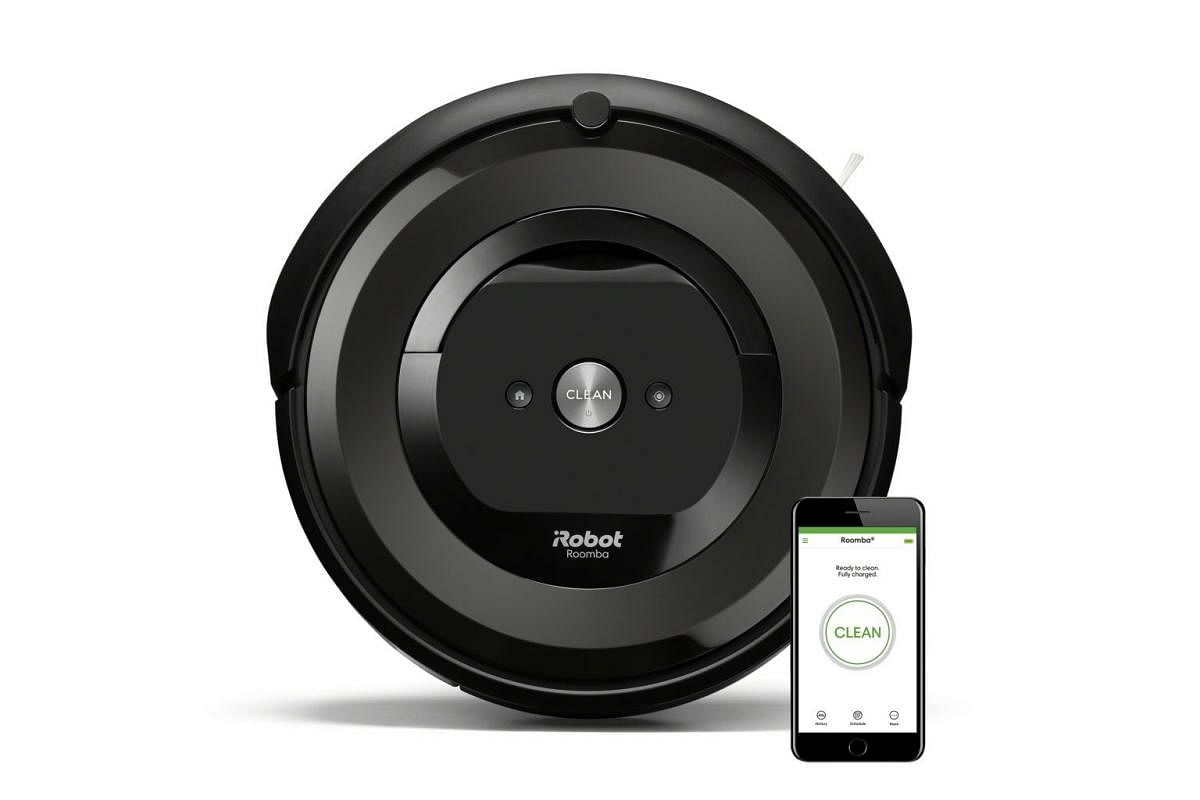 iRobot Roomba E5. 