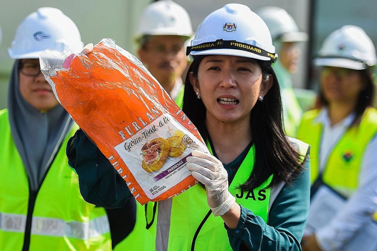 Colombia's Ecoplasticos recycles and reforms nearly 40 tonnes of plastic waste monthly, transforming it into "plastic wood" that can be used to build pre-fabricated homes and playgrounds, among other things. Malaysia's Energy Minister Yeo Bee Yin wit