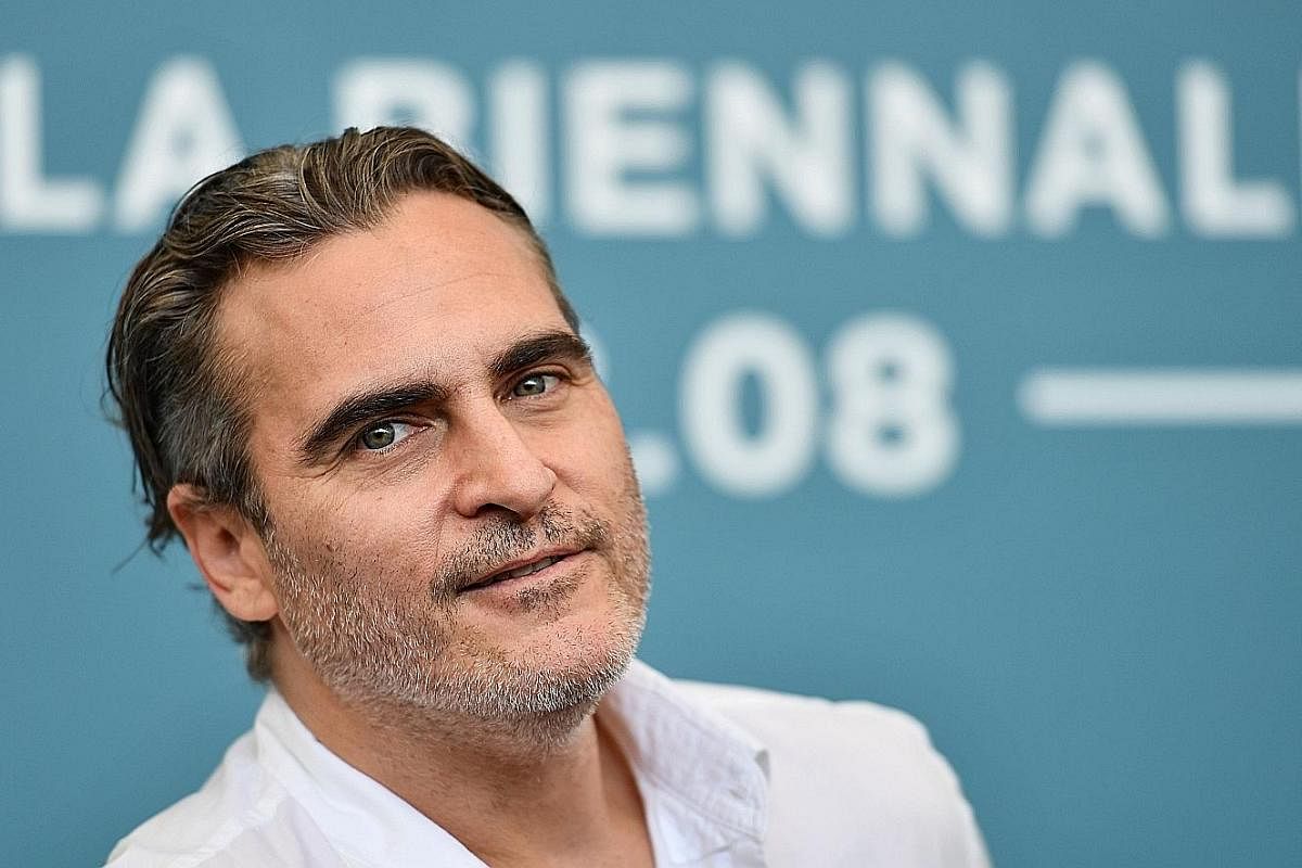 In Joker, Joaquin Phoenix lost 24kg to play a down-on-his-luck clown for hire.
