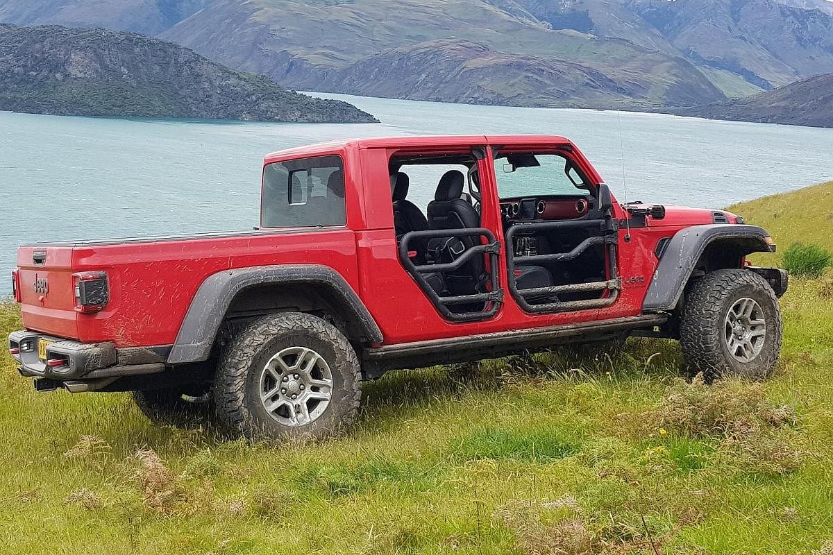 The Jeep Gladiator has a removable hardtop, which can create a massive sunroof or be turned into a convertible when fully detached.