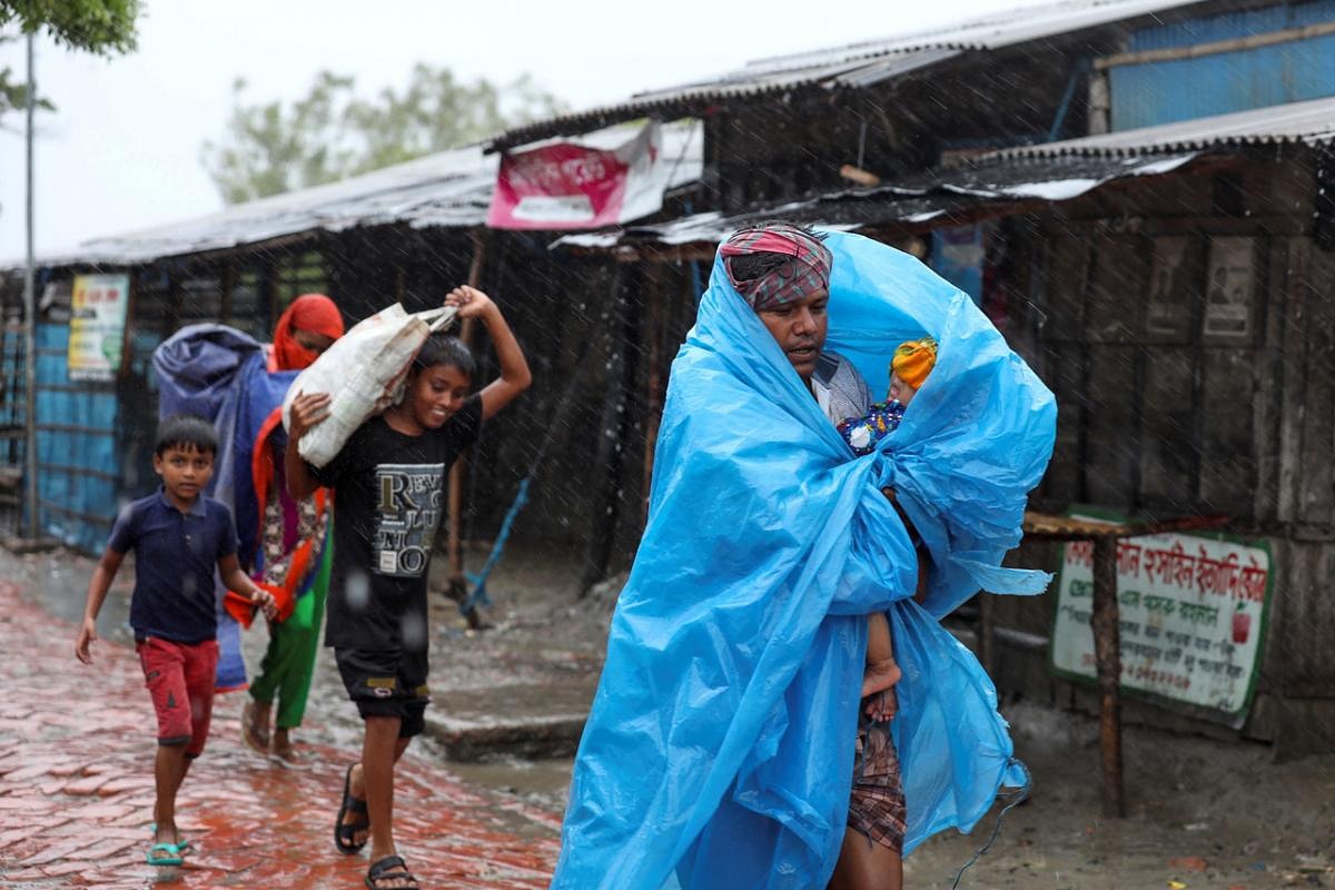 In Pictures: Cyclone Amphan Batters India And Bangladesh | The Straits ...