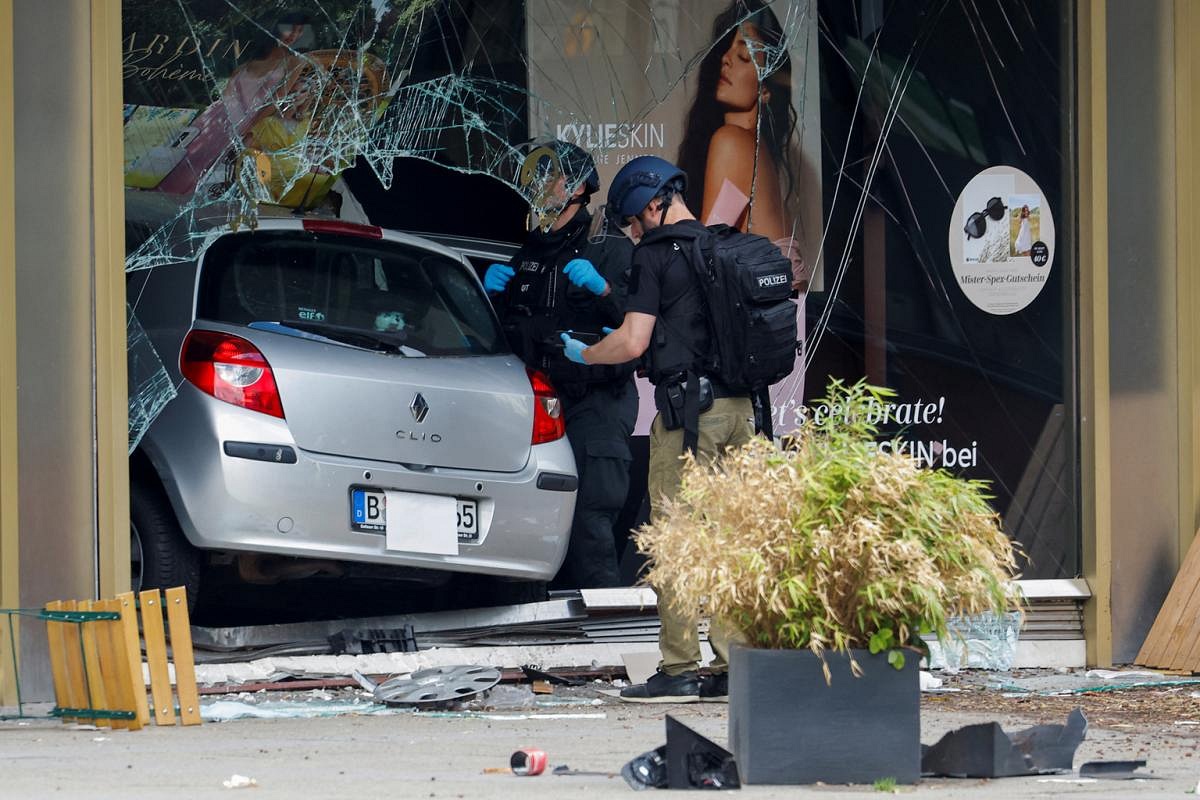 In Pictures: Car Drives Into Crowd In Berlin, Killing A Teacher And ...