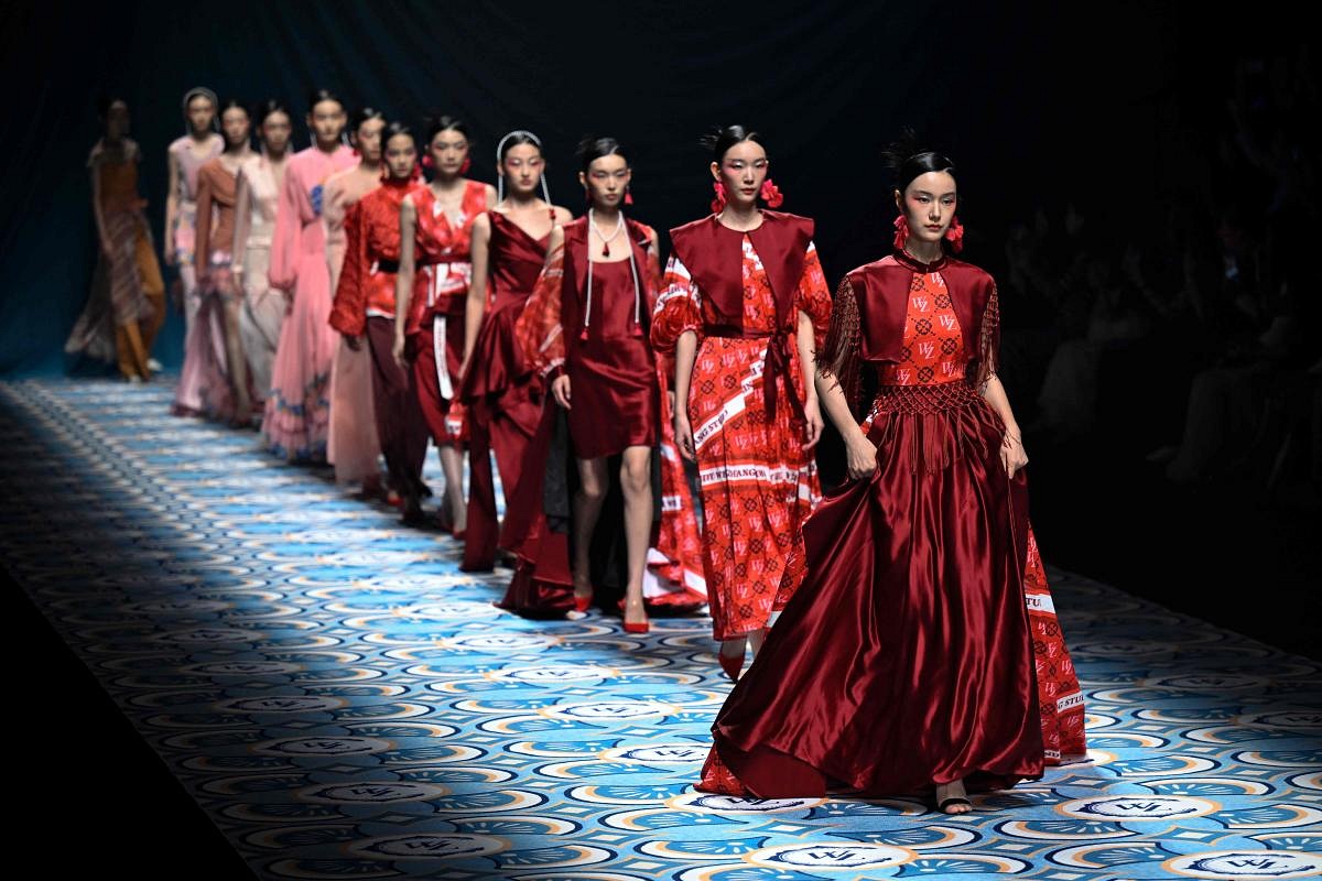 In Pictures Highlights From The China Fashion Week 2024 Spring Summer   02 0 