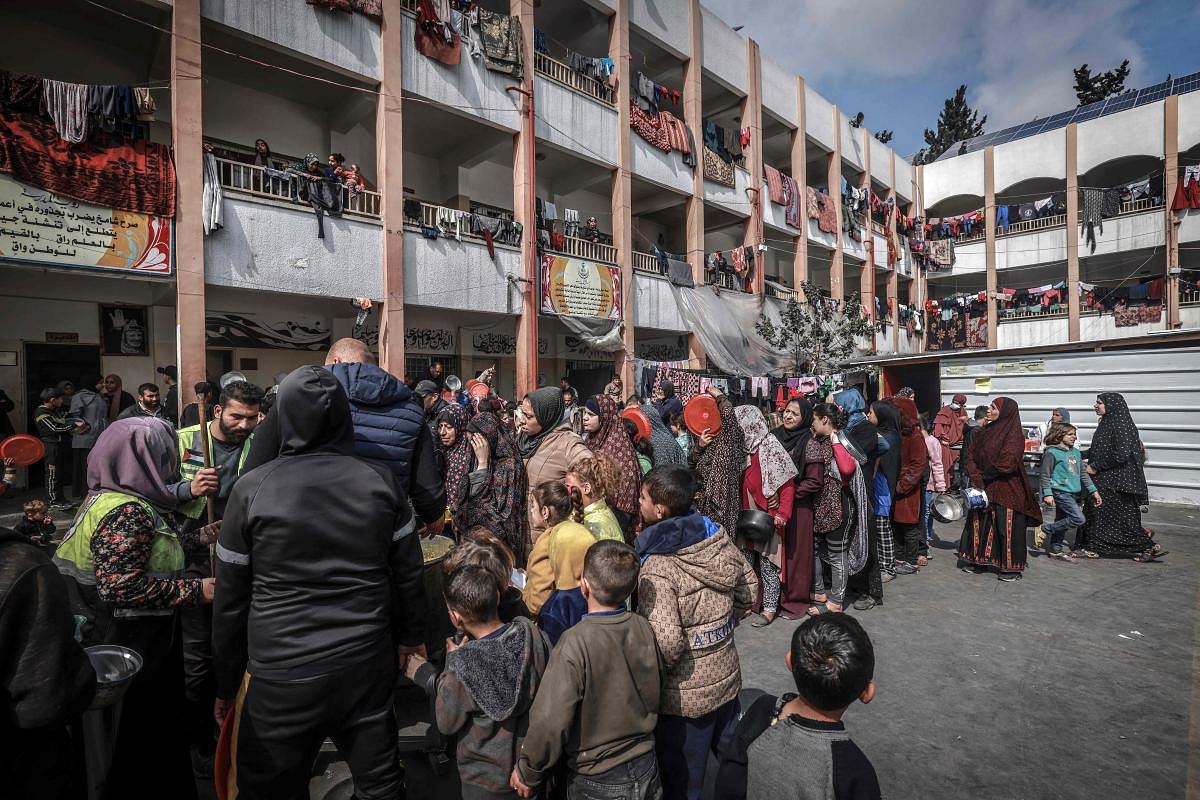 In Pictures: Over a million Palestinians trapped in Rafah | The Straits ...